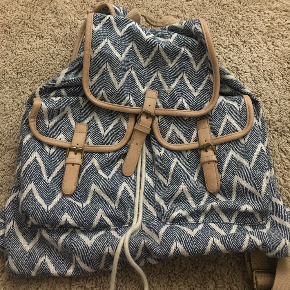 BACKPACK !! 🎒🎒