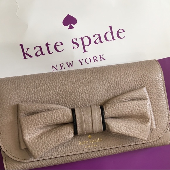 ❗️SOLD❗️Kate Spade Milou Clutch wristlet NWT - Picture 2 of 8