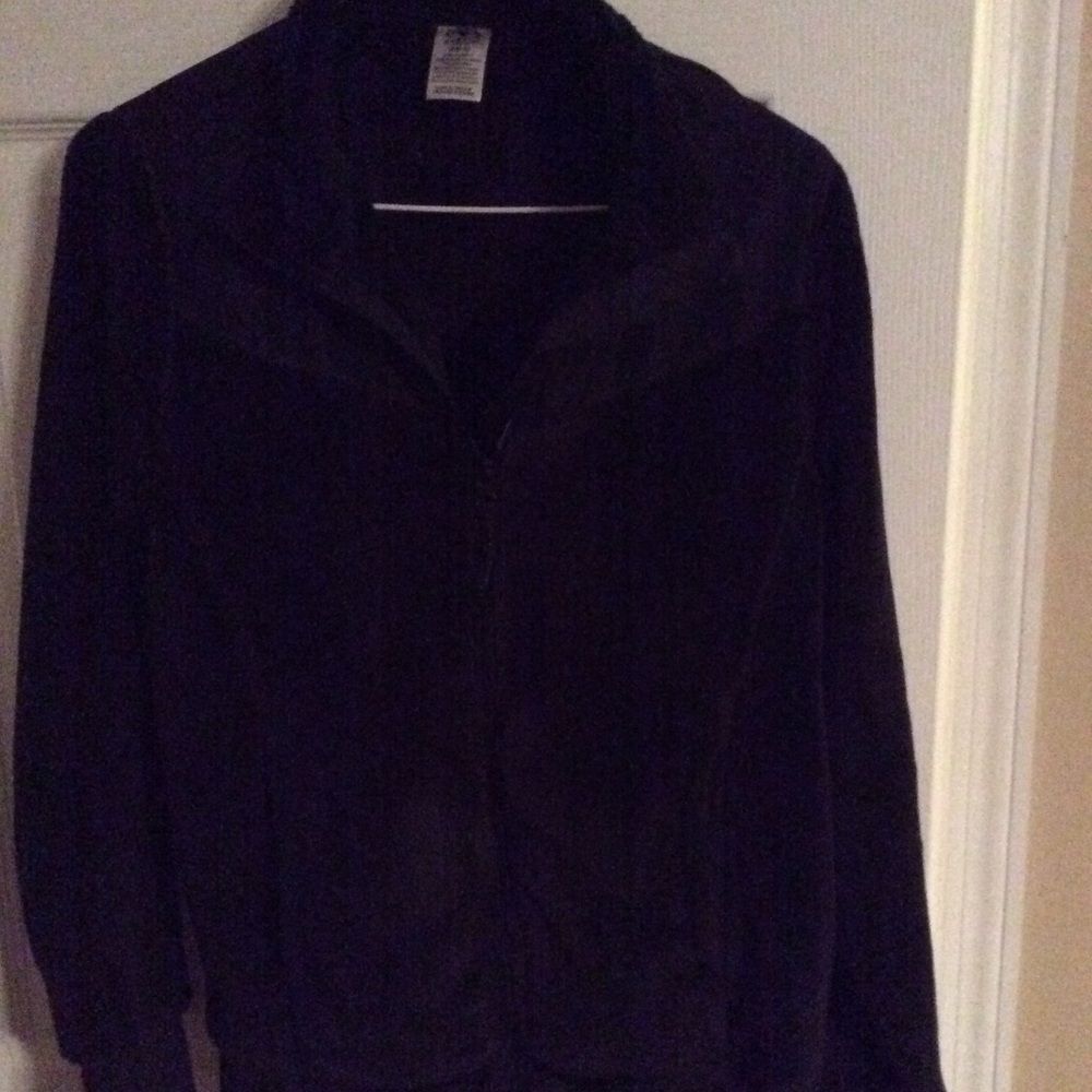 Ladies medium black fleece jacket.