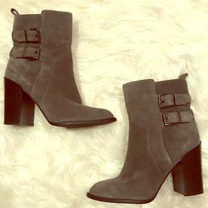 ✨NEW BCBG suede boots ✨