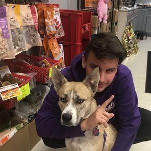 Meet your Posher, Mitchell