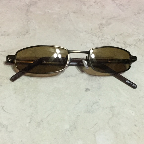 Liz Claiborne brown metal frame sunglasses. LC14 - Picture 1 of 7