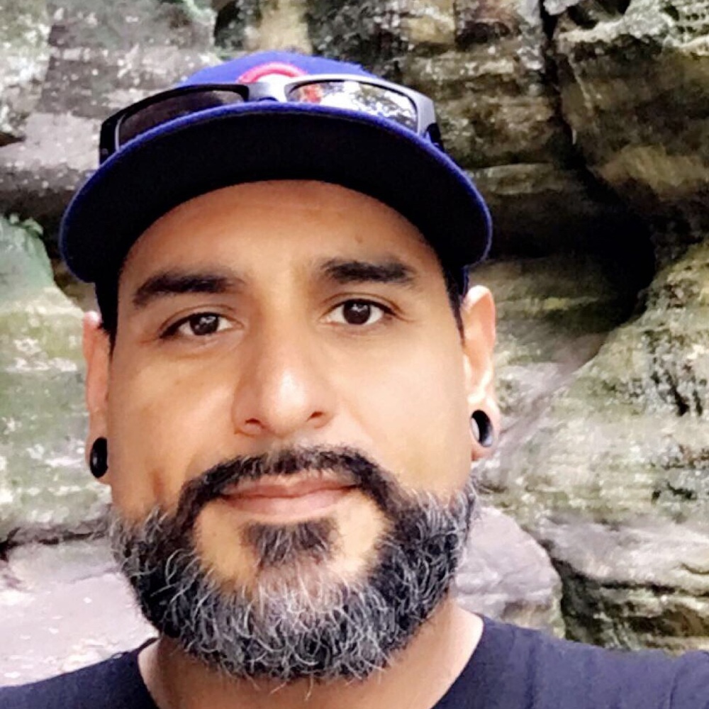 Meet your Posher, Ezequiel