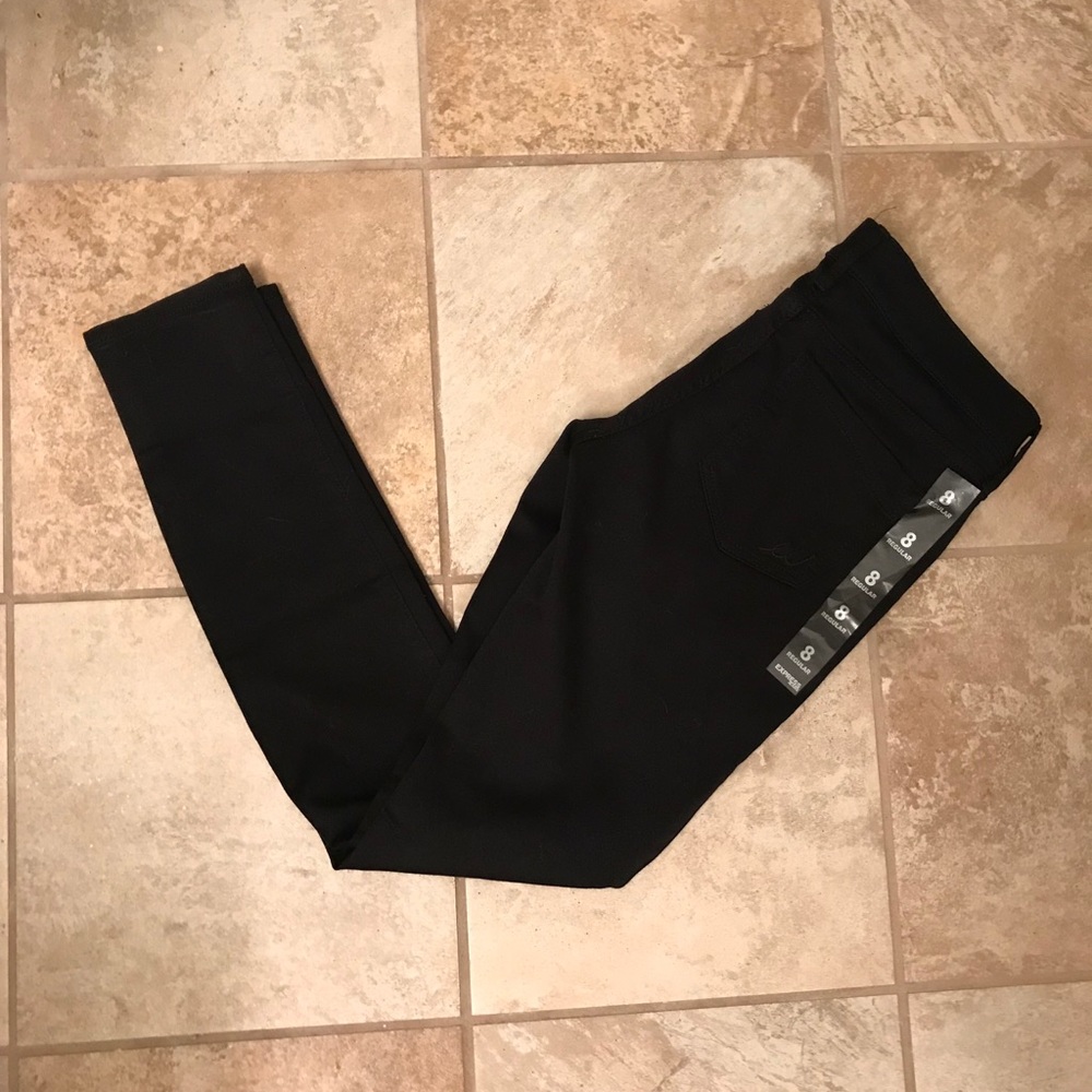NWT Express black skinny jeans - Size 8