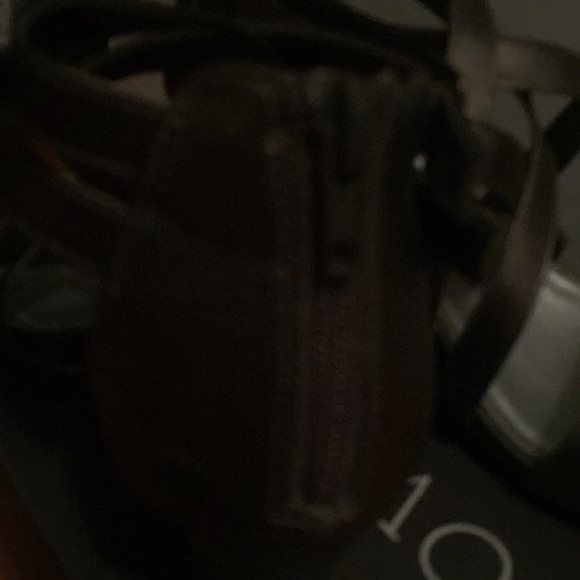 Shoes - Picture 3 of 4