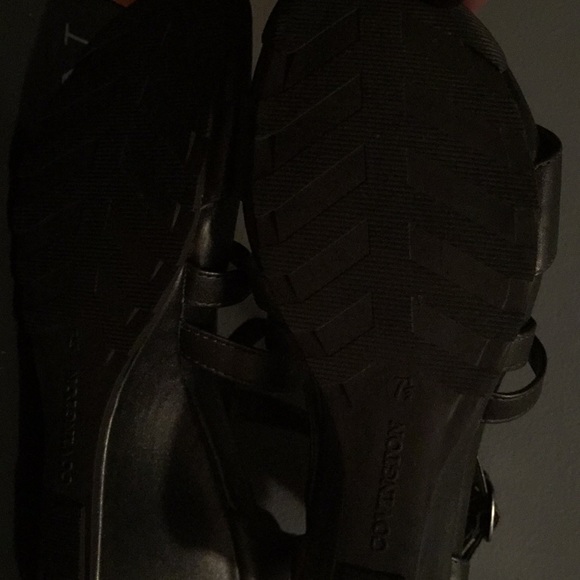 Shoes - Picture 4 of 4