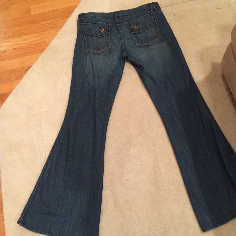 DKNY Jeans