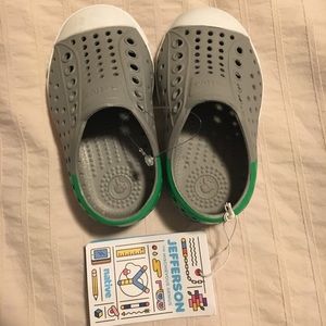 NWT Native Shoes