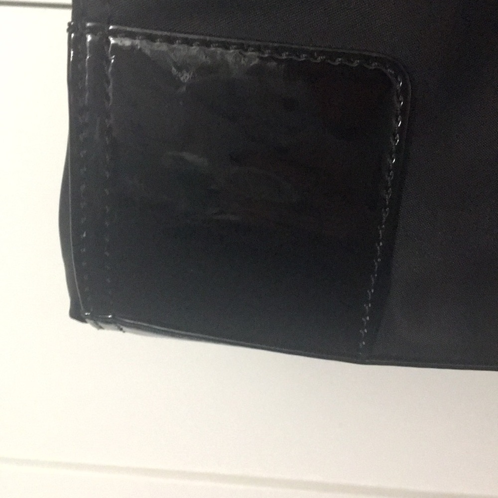 Mini Ella Tory Burch Tote - Picture 3 of 5