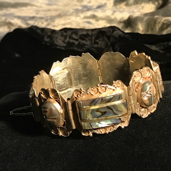 Iguala (Taxco) Sterling Aztec-Mask Hinged Bracelet - Picture 8 of 8