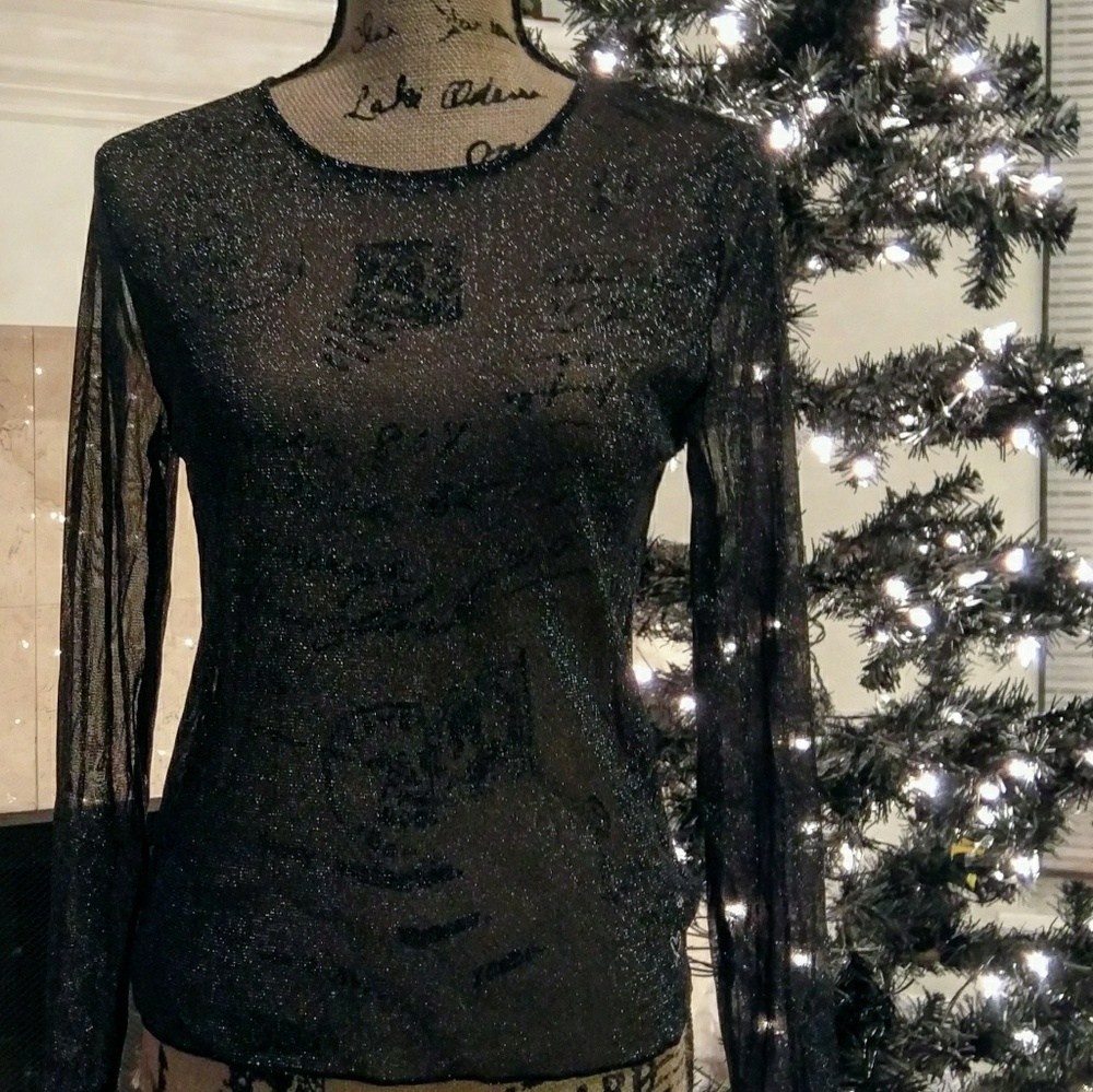Gorgeous Long-sleeved Top, NWT!