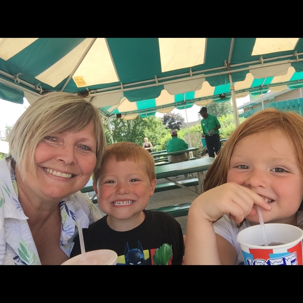 Meet your Posher, Deanna