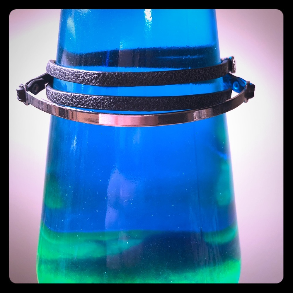 Forever 21: choker necklace