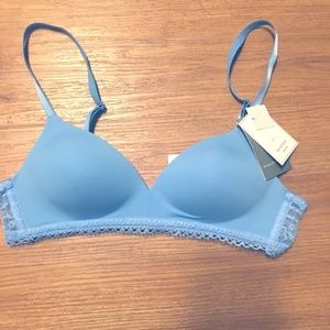 Gap Body wireless lace bra