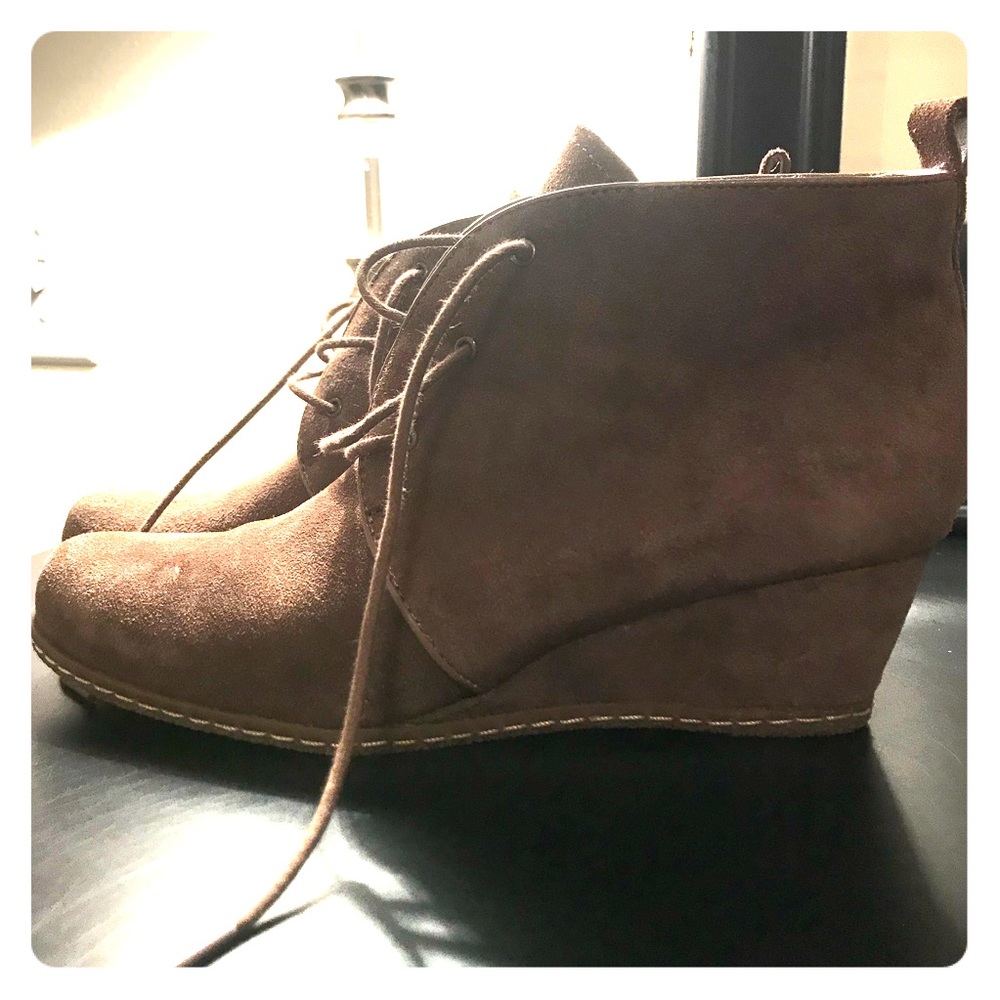 Franco Sarto Wedge Booties 7 1/2 taupe tan
