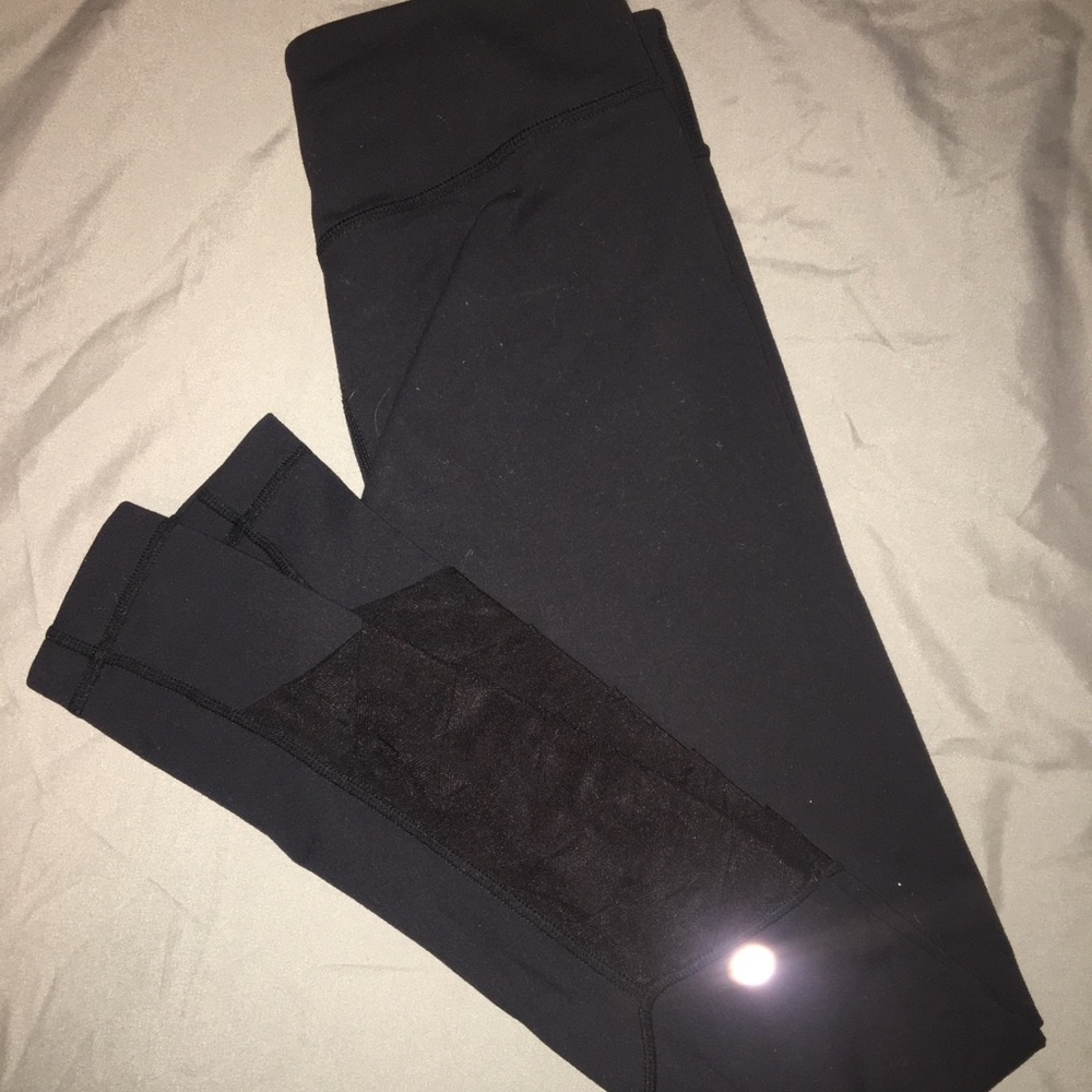 Lululemon leggings size 4