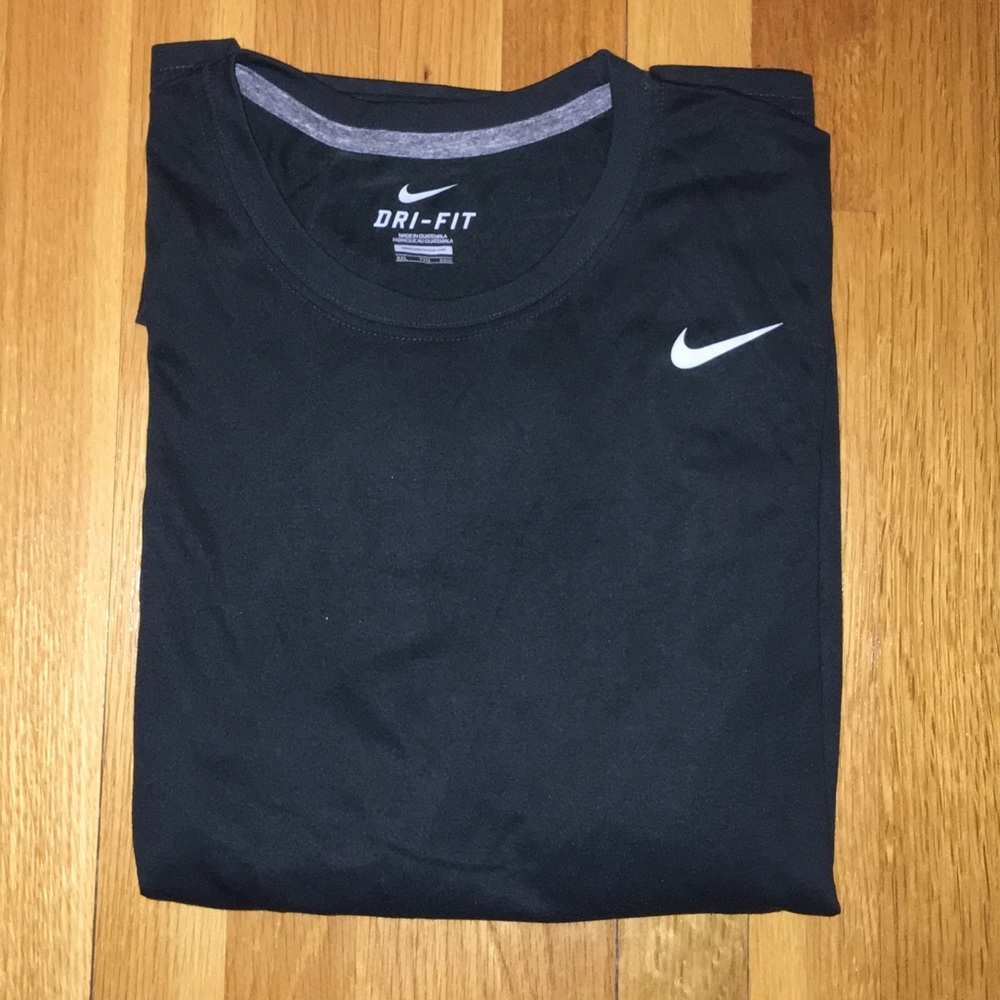 Nice Nike Dri-Fit Men’s Long Sleeve Shirt XXL