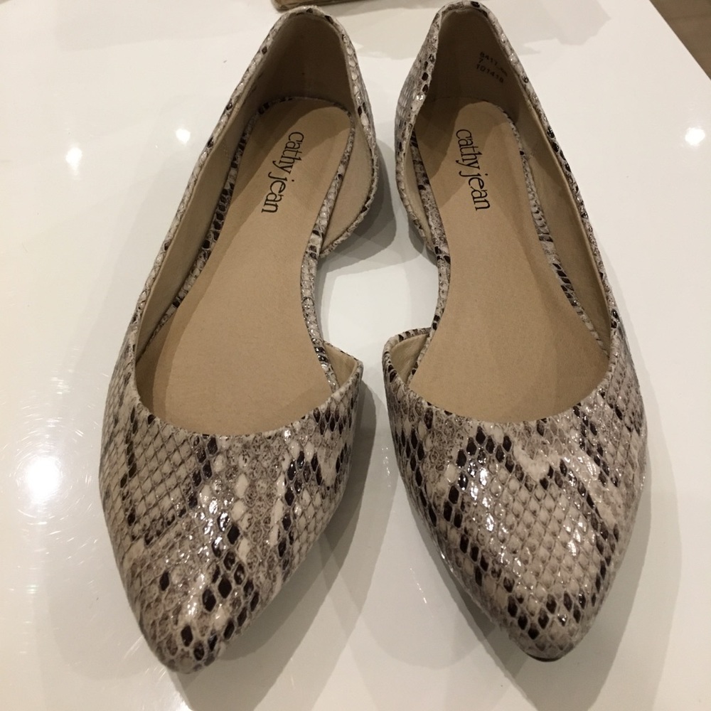 Cathy Jean leopard flats