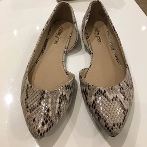 Cathy Jean leopard flats