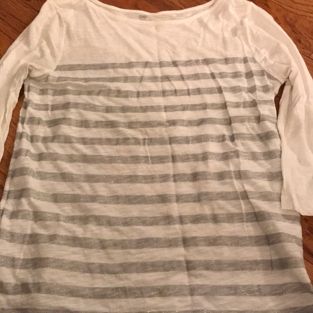 Gap 3/4 length sleeve