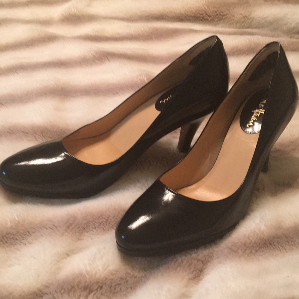 Cole Haan Black Steletto sz 8.5