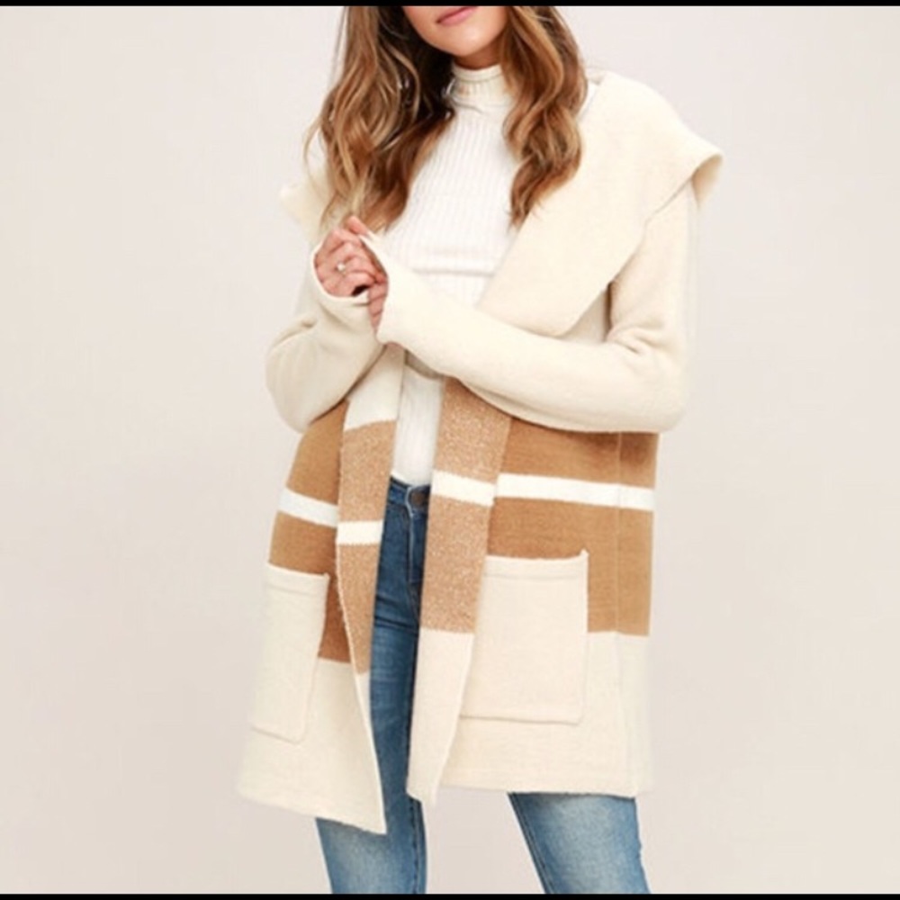 CALRSBAD TAN AND BEIGE HOODED CARDIGAN SWEATER