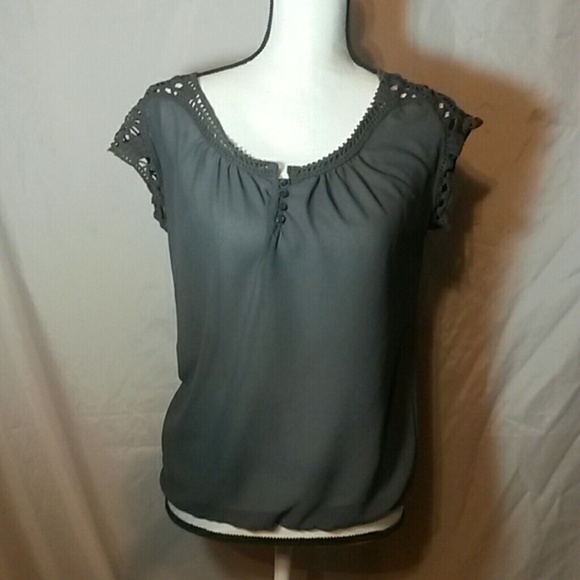 Maurices Tops - sheer loose fitting lace shoulders XS
