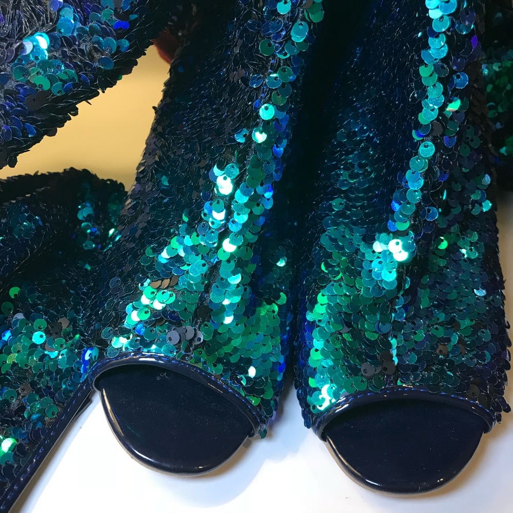 Green Sequins Boots
