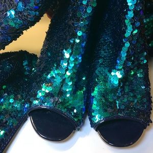 Green Sequins Boots