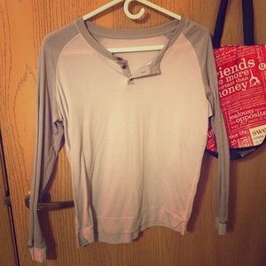 Size 6, lululemon long sleeve.