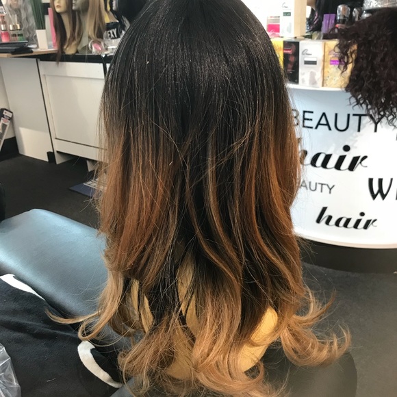 Accessories - Wig ombré Silky soft skin top excellent price SALE