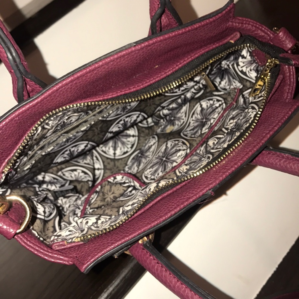 👜 - Picture 3 of 4