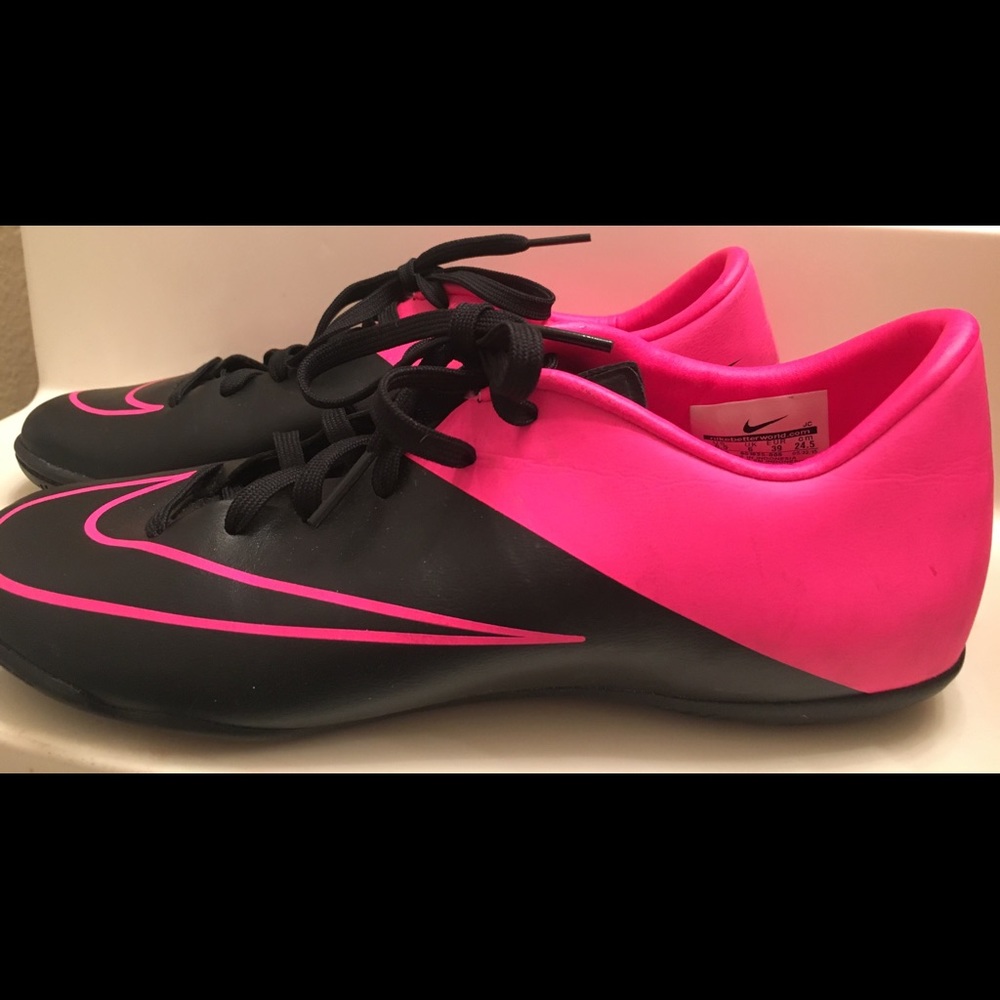 Indoor Soccer Shoes⚽️