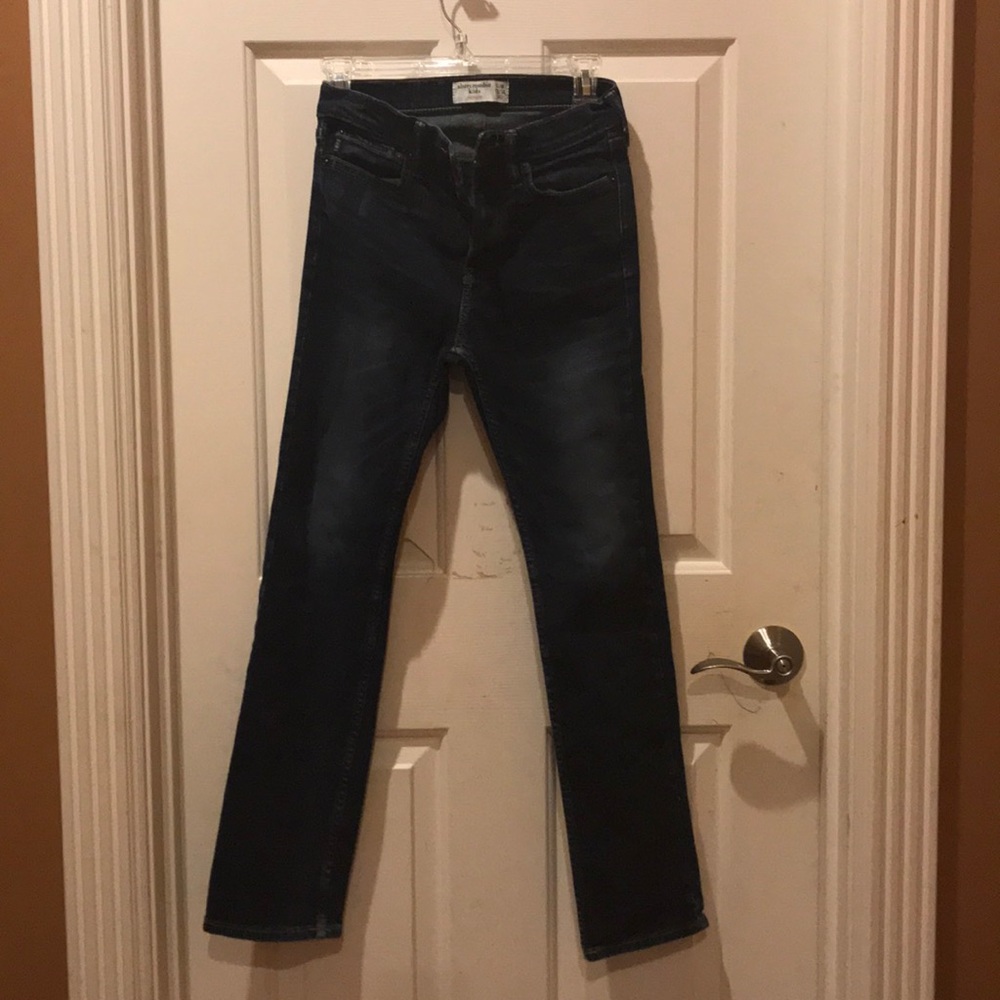 ABERCROMBIE BOYS JEANS