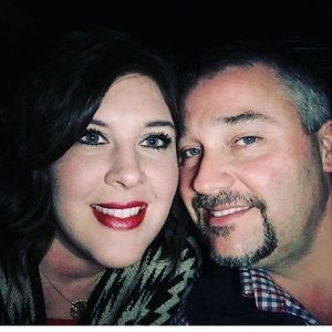 Meet your Posher, Leslie