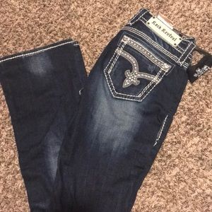 BNWT ROCK REVIVAL BOOTCUT JEANS WITH RHINESTONES