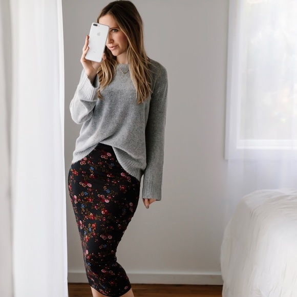 SoldOut11thStreet - Picture 3 of 4