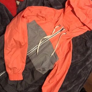 Zine windbreaker