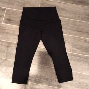 Gently used align crop lululemon