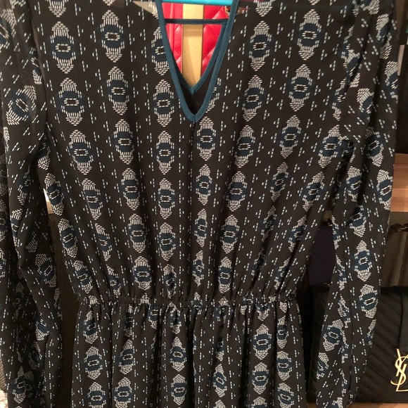 WORN ONCE - Keyhole Fitted Elastic Party Dress - Picture 3 of 4