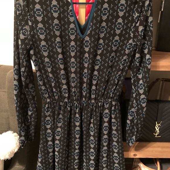 WORN ONCE - Keyhole Fitted Elastic Party Dress - Picture 4 of 4