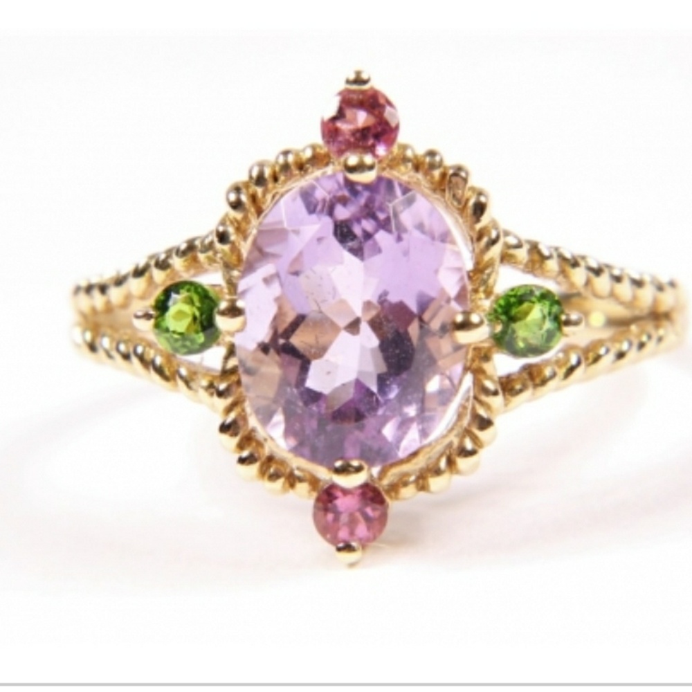 Size 9 Gold 14K ring with semi precious stones