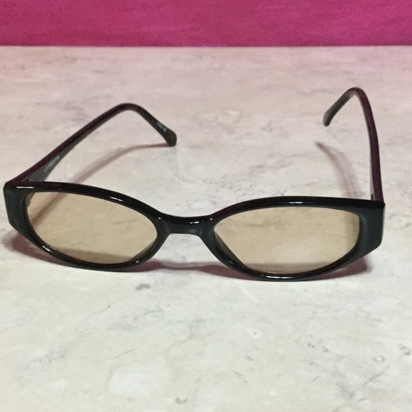 Liz Claiborne black frame light tan lens. NWT LC22 - Picture 2 of 7