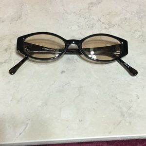 Liz Claiborne black frame light tan lens. NWT LC22