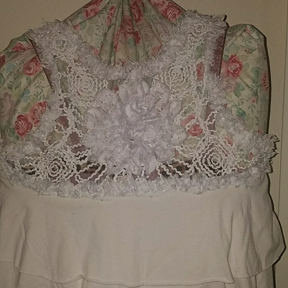 White Ruffle Layered Tank Top - Picture 3 of 3
