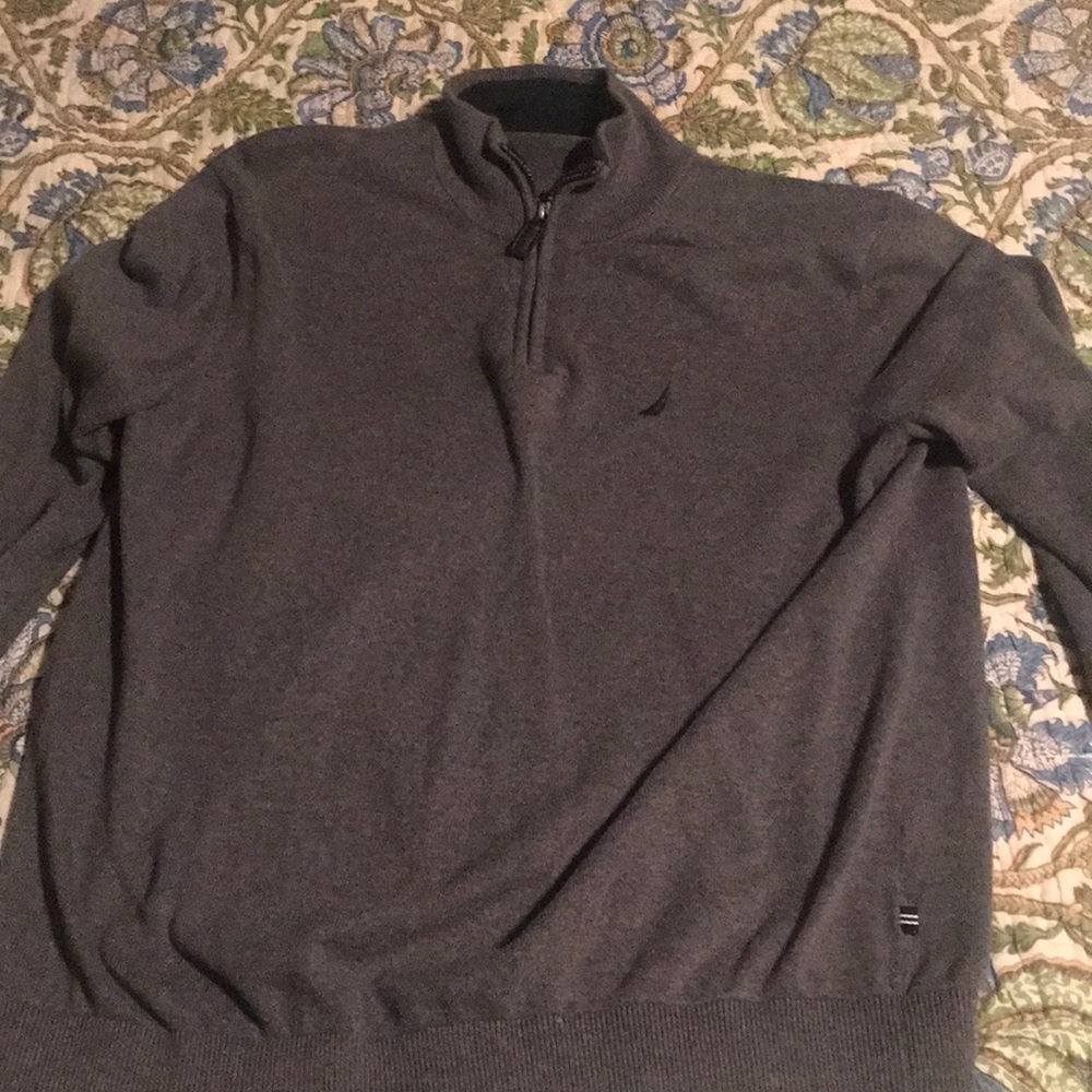 Men’s grey Nautica cotton sweater size L