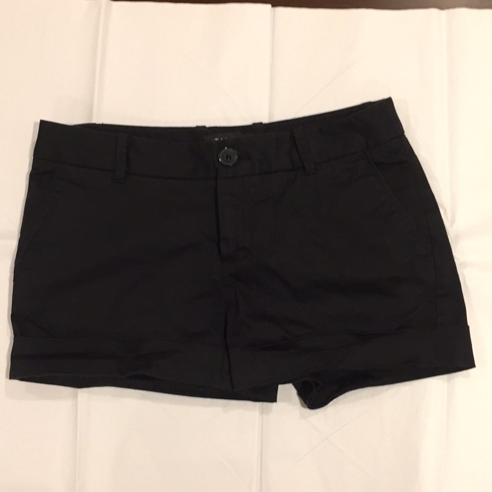 Talula Black shorts from Aritzia