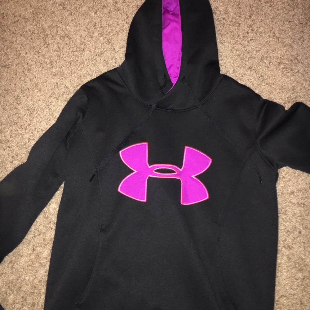 Under Armour Sweatshirt
