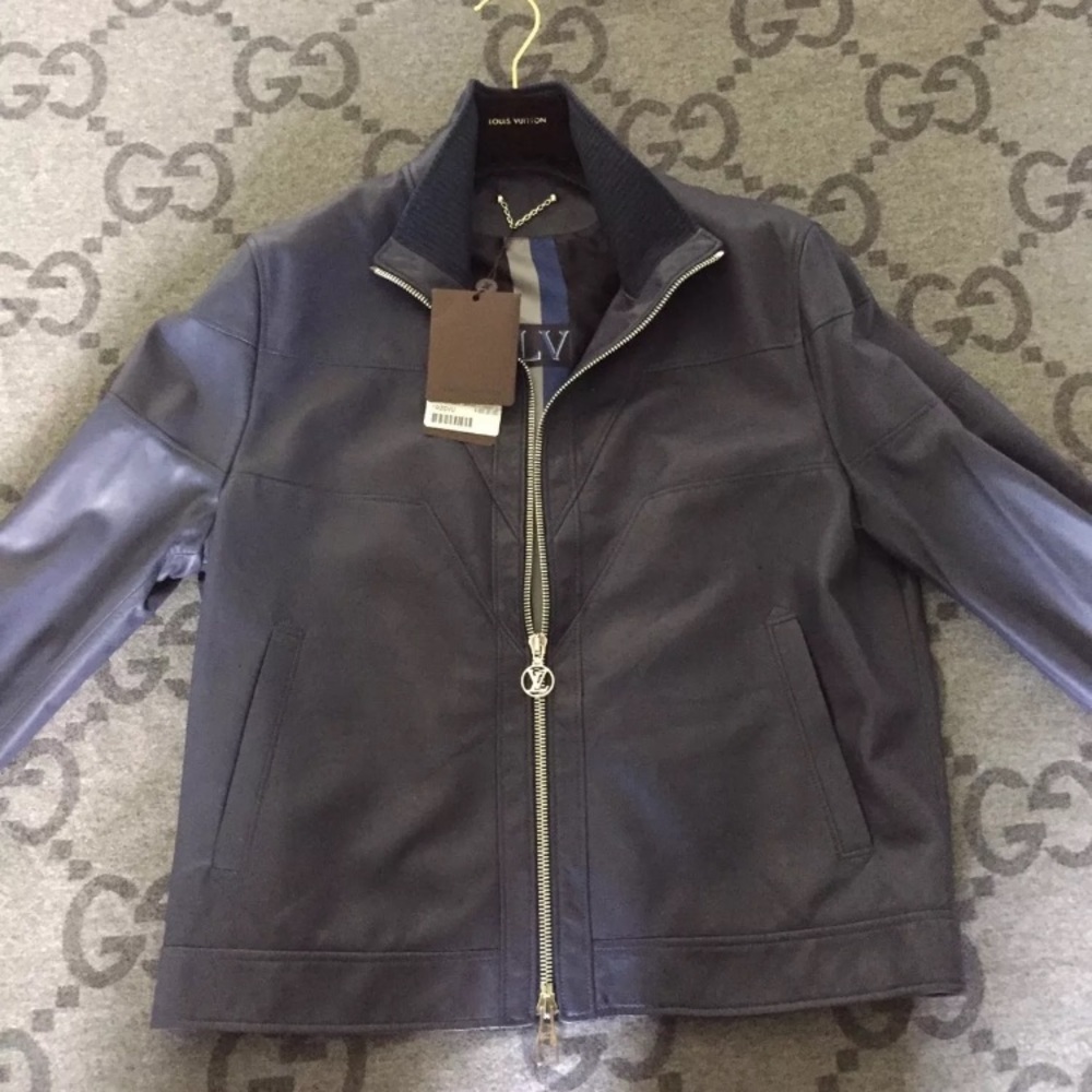 NEW WITH TAGS AUTH LOUIS VUITTON BLUE LEATHER COAT
