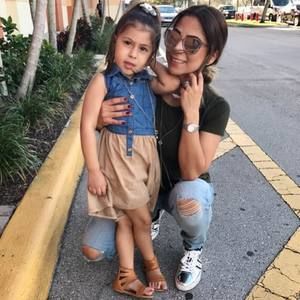 Meet your Posher, Pilar